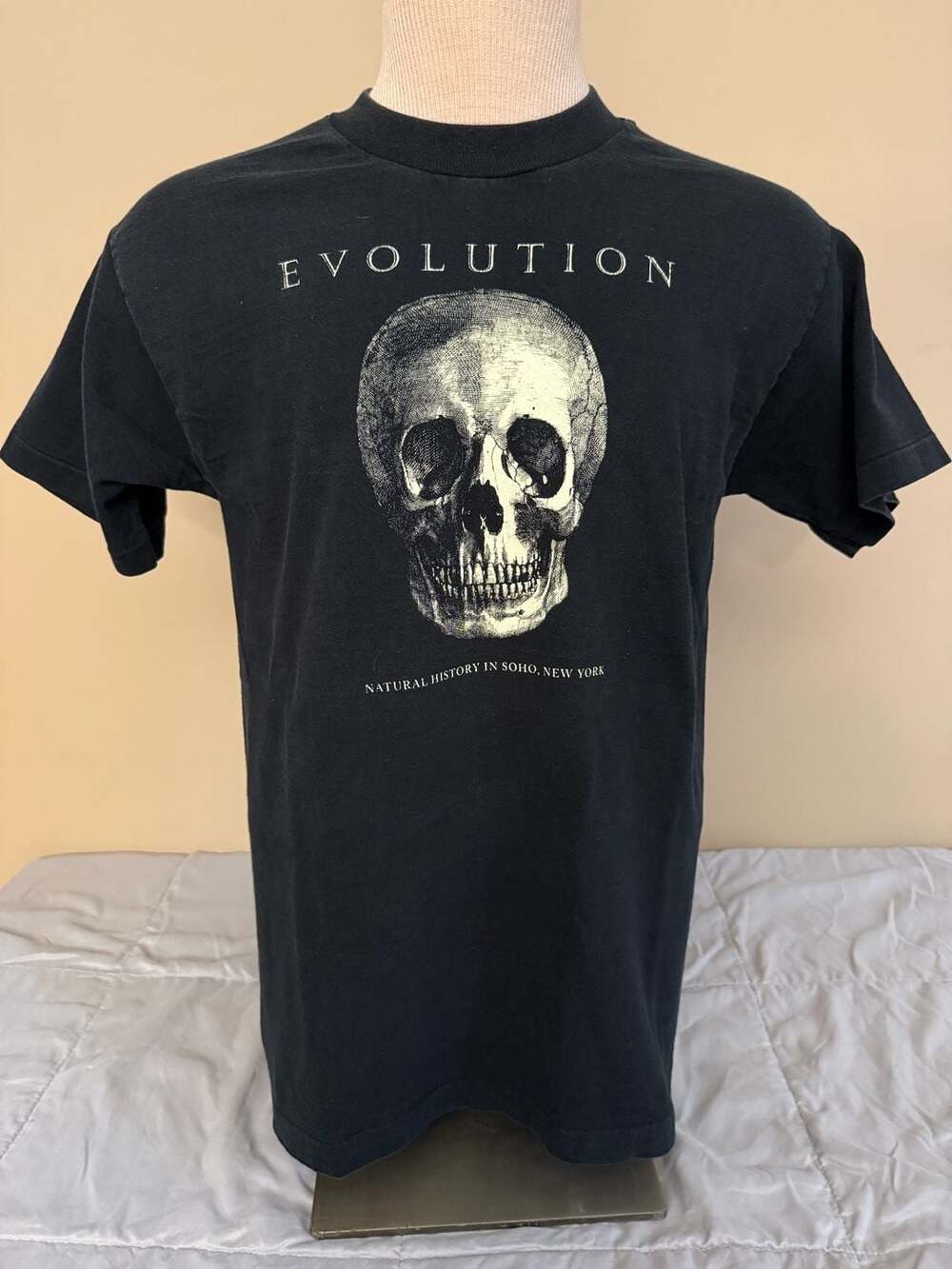 Vintage Evolution Natural History In Soho New York Black T-Shirt Sz Medium